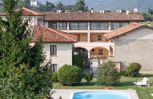 Cunettone-villa Apartment | Lovely apartment for 4 guests with A/C, WIFI, pool, TV, balcony, pets allowed and panoramic view