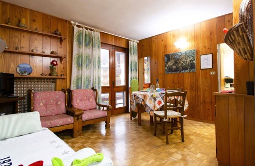 Abetone Apartment | Lovely apartment for 4 people with WIFI, TV, terrace and pets allowed