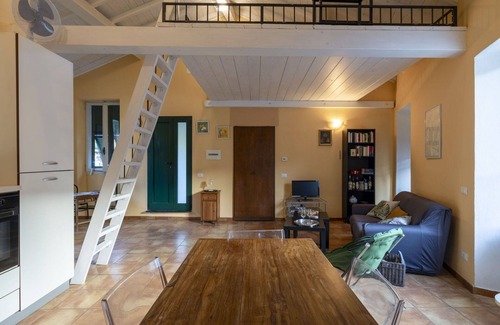 Prela Apartment | Lovely apartment for 4 people with pool, A/C, WIFI, TV, patio and pets allowed