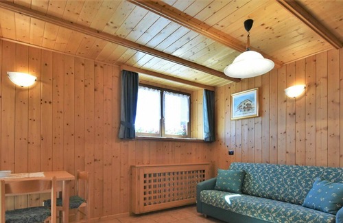 Trepalle Apartment | Lovely apartment for 4 guests with WIFI, TV and parking