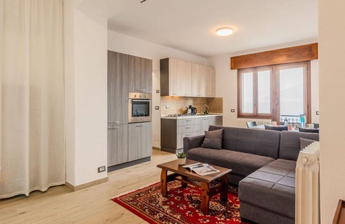 Vignola Apartment | Lovely apartment for 4 people with WIFI, TV, balcony and pets allowed