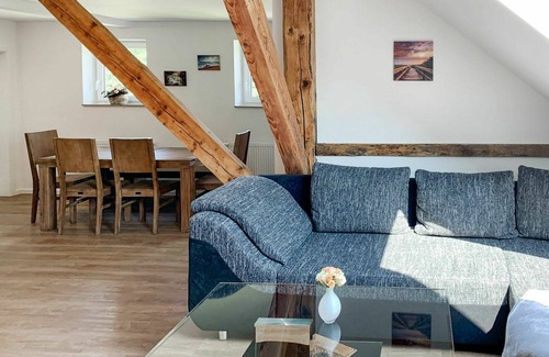 Holtriem Apartment | Lovely apartment for 5 people with WIFI, TV and pets allowed