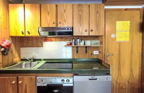 Marilleva Apartment | Lovely apartment for 5 guests with WIFI, TV and patio