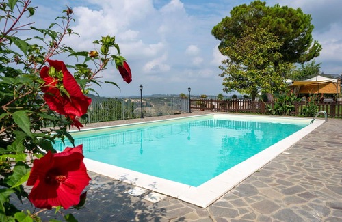 Vinchio Apartment | Lovely apartment for 5 guests with WIFI, A/C, pool, TV, terrace, pets allowed and panoramic view