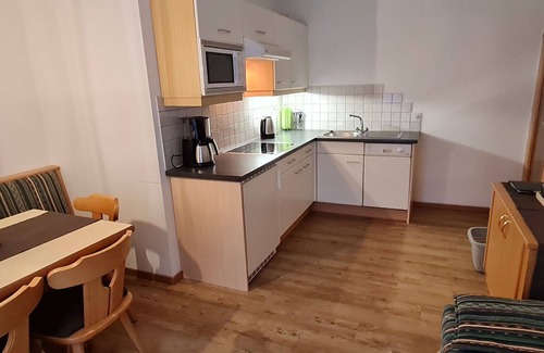 Fendels Apartment | Lovely apartment for 6 guests with WIFI, TV, terrace and pets allowed