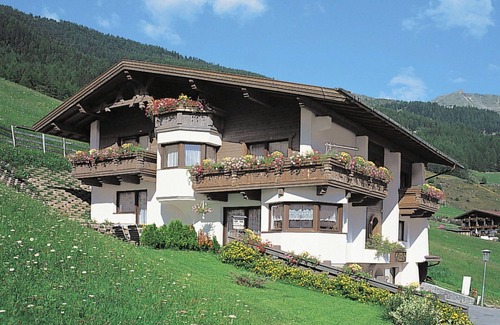 Soelden Apartment | Lovely apartment for 6 people with WIFI, TV and balcony