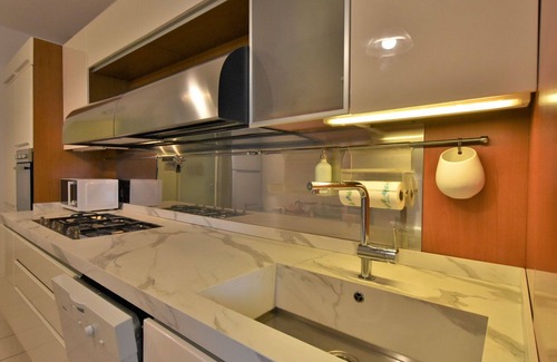 Ripamonti Corvetto Apartment | Lovely apartment for 6 guests with A/C, WIFI, TV and balcony