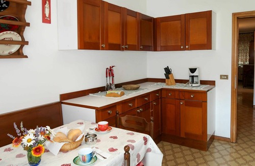 Coredo Apartment | Lovely apartment for 6 people with WIFI, TV, patio and pets allowed