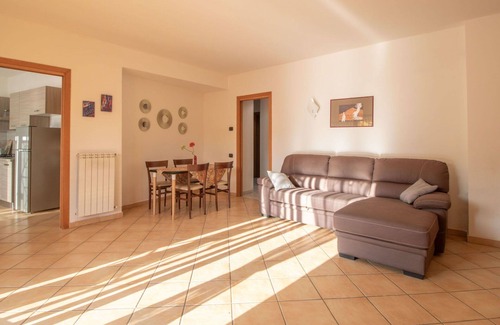 Formia Apartment | Lovely apartment for 6 guests with WIFI, A/C, TV, terrace and pets allowed