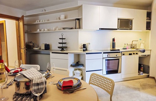 See Apartment | Lovely apartment for 8 people with WIFI and TV