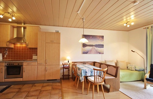 Doebriach Apartment | Lovely apartment for 4 people with WIFI, TV and patio