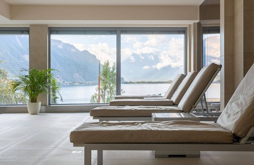 Montreux Apartment | Lovely apartment for 7 people with A/C, WIFI, pool, TV, terrace and panoramic view