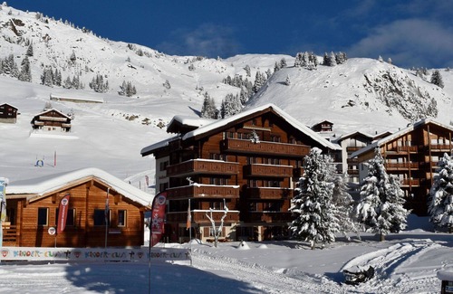 Riederalp Apartment | Lovely apartment for 4 people with WIFI, TV and balcony