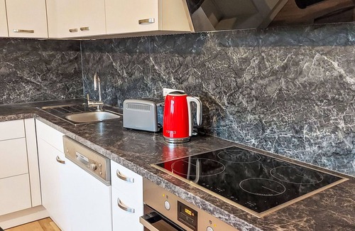 Steinheim Apartment | Lovely apartment for 4 people with WIFI, TV and terrace