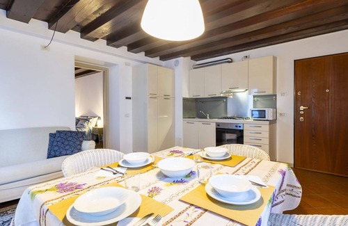 Morbegno Apartment | Lovely apartment for 2 people with WIFI, TV and balcony