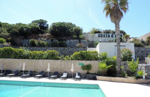 Saint-Florent Apartment | Lovely apartment for 4 people with pool, WIFI, A/C, TV and terrace
