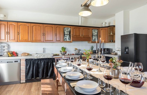 Po' Bandino Villa | Lovely apartment in villa for 5 guests with A/C, pool, hot tub, WIFI, TV, patio and panoramic view