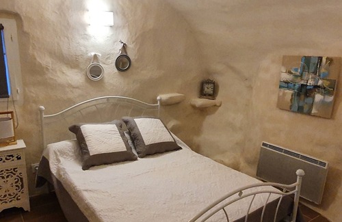 Feliceto Condo | Lovely apartment, in a typical Balagne village. Calm and authentic