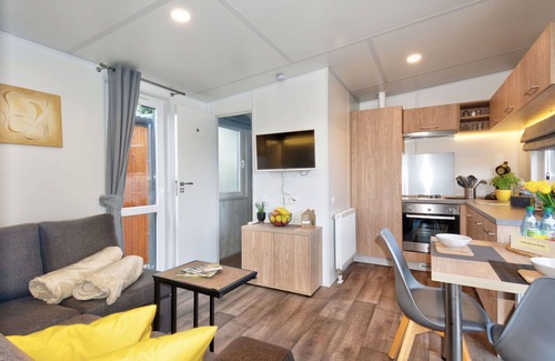 Beilngries House | Lovely apartment in villa for 4 guests with WIFI, TV, terrace and pets allowed