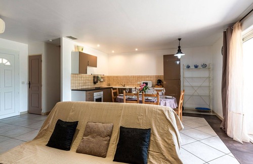 Prunelli-di-Fiumorbo Villa | Lovely apartment in villa for 7 people with WIFI, A/C, pool, TV and terrace