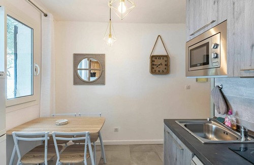 Sari-Solenzara House | Lovely apartment in villa for 5 people with WIFI, TV and patio