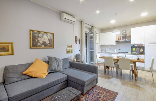 Marassi Apartment | Lovely apartment in Genova with WiFi