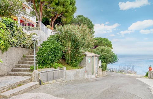 Moneglia Apartment | Lovely apartment in Moneglia with WiFi