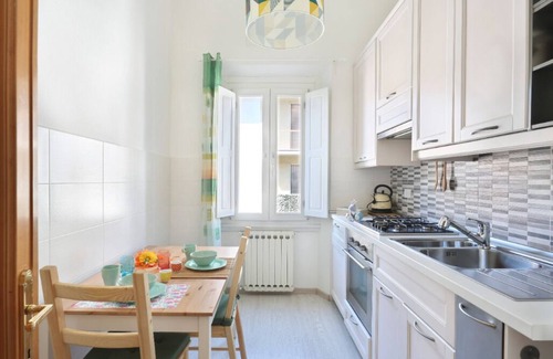 Oltrarno House | LOVELY APARTMENT IN PORTA ROMANA FLORENCE