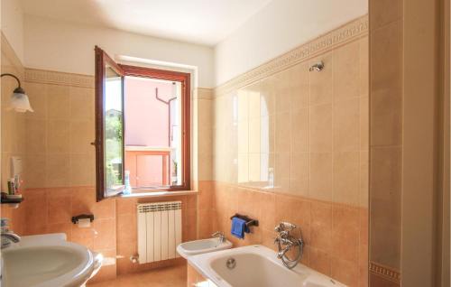 San Costanzo Apartment | Lovely Apartment In San Costanzo