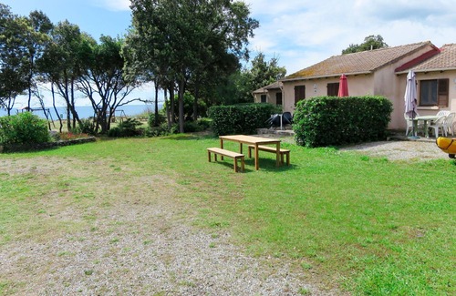 Casamozza House | Lovely apartment in villa for 4 people with A/C, WIFI and terrace