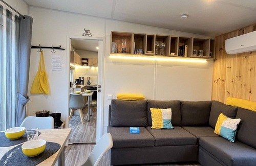 Wemding House | Lovely apartment in villa for 4 guests with A/C, WIFI, TV and terrace