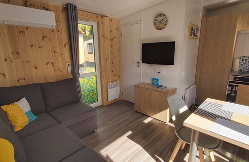 Wemding House | Lovely apartment in villa for 4 guests with A/C, WIFI, TV and terrace