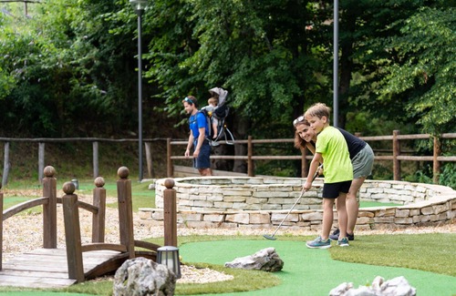 Therondels House | Lovely apartment in villa for 6 people with WIFI, pool, TV, terrace, pets allowed and panoramic .