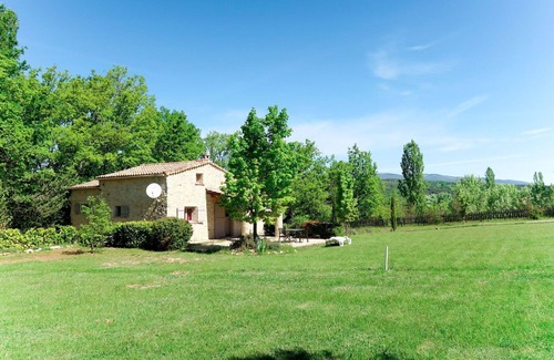 Sigonce Villa | Lovely apartment in villa for 2 people with pool, WIFI, patio, pets allowed and panoramic view