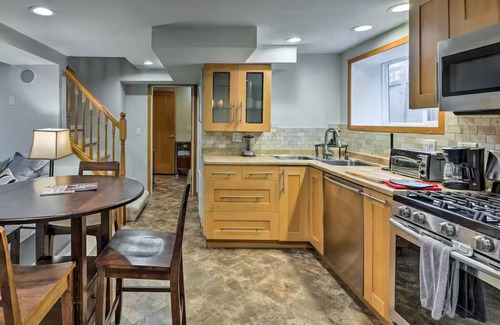 Seattle Apartment | Lovely apartment in vibrant Seattle