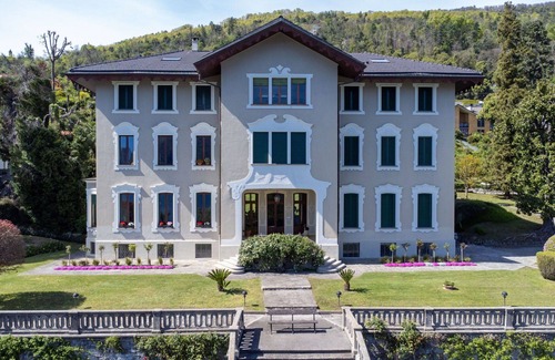 San Maurizio Villa | Lovely apartment in villa for 4 guests with WIFI and TV
