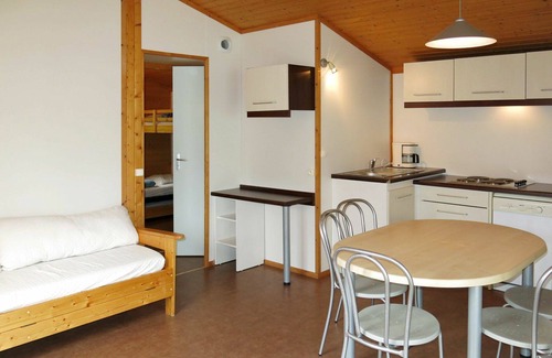 Beynat House | Lovely apartment in villa for 4 people with pool, WIFI, TV, terrace and pets allowed