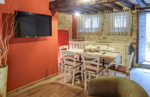 Castel Ritaldi Apartment | Lovely apartment in Castel Ritaldi