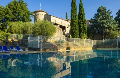 Berrias-et-Casteljau Apartment | Lovely apartment with internet, pool, TV, terrace, pets allowed, panoramic view and parking