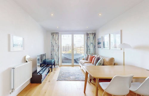 Haggerston Apartment | Lovely Apartment with Balcony - 3 min to Station