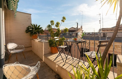 Repubblica Apartment | Lovely Apartment with Terrace Rome City Center