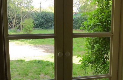 New Forest District Cottage | Lovely Arts and Crafts New Forest cottage, close to beaches and Lymington
