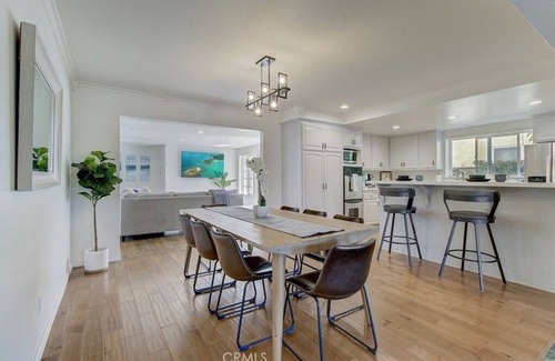 Oxnard Shores House | Lovely Beach Home. 2 min walk to the beach - Game room - Channel Islands!