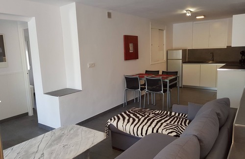 Los Balcones House | Lovely bungalow for four close to beach and city in Torrevieja