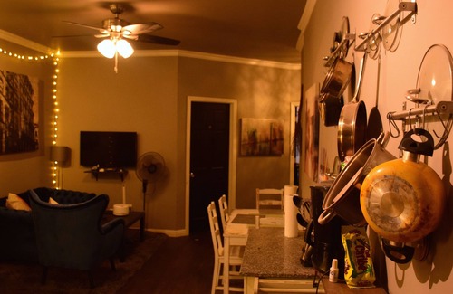 Bushwick House | Lovely Bushwick 3br With Balcony and Bay Windows
