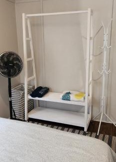 Sunnydale Apartment | Lovely Cabin with private garden