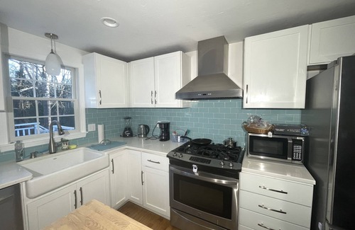 Mashpee House | Lovely Cape 4BR+with private pool.