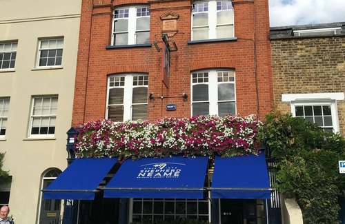 Oval Apartment | Lovely central one bedroom flat with outdoor space, Kennington