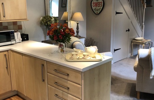 Wells Cottage | Lovely Character Cottage With Stunning Countryside Walks