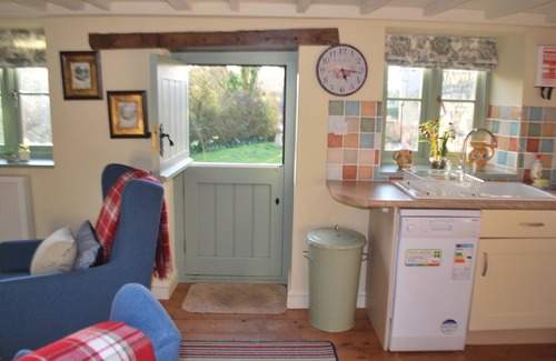 Wells Cottage | Lovely Character Cottage With Stunning Countryside Walks